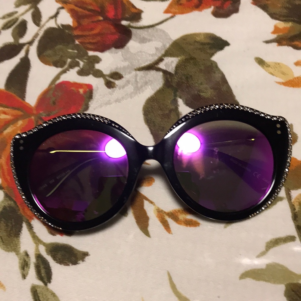 Sunglasses Gucci - Picture 5 of 6